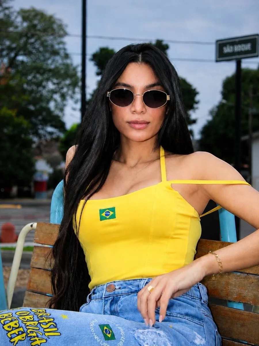 Regata de alcinha Brasil